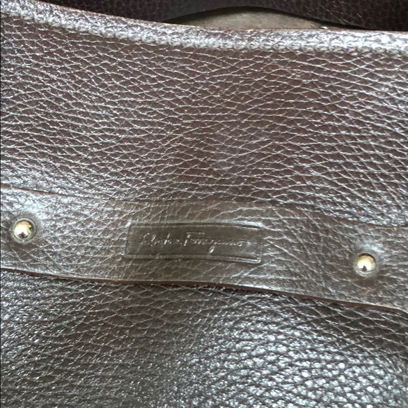 Brown leather Ferragamo purse - Picture 2 of 7